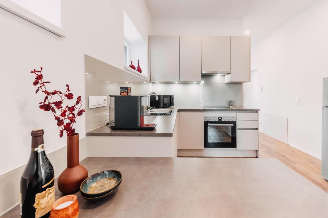 Wohnen Bahnstrasse 5 Apartment Klagenfurt am Woerthersee Bagian luar foto